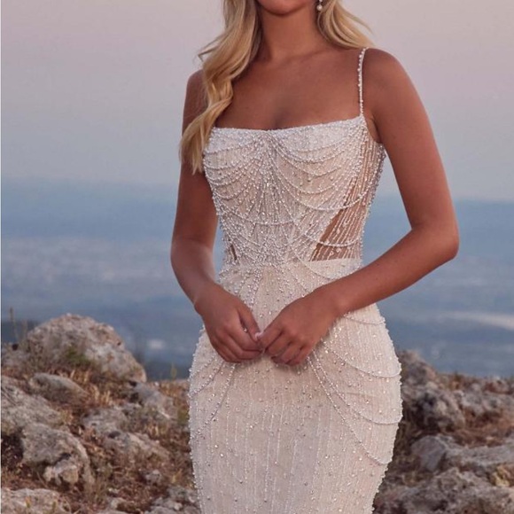 Elegant White Beaded Wedding Gown - Picture 2 of 13